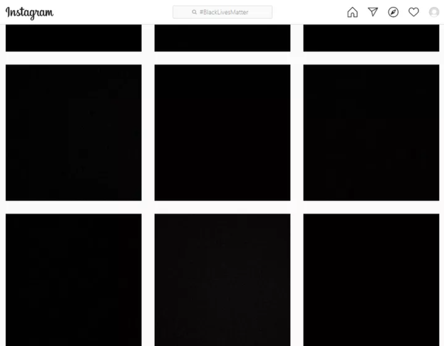 Captura de tela mostra feed de Instagram com posts pretos para o Blackout Tuesday.
